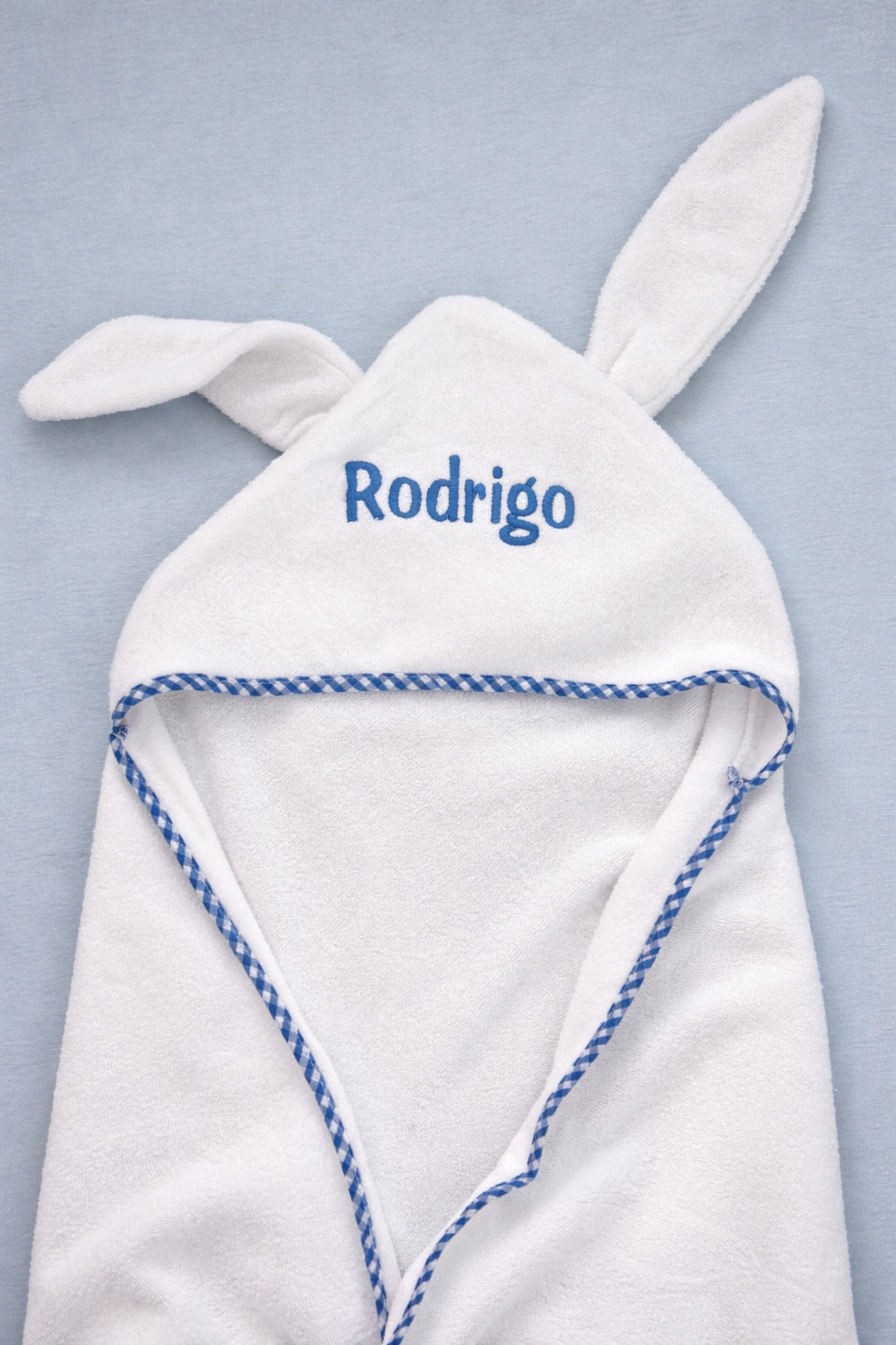 Toalla azul personalizada para bebé